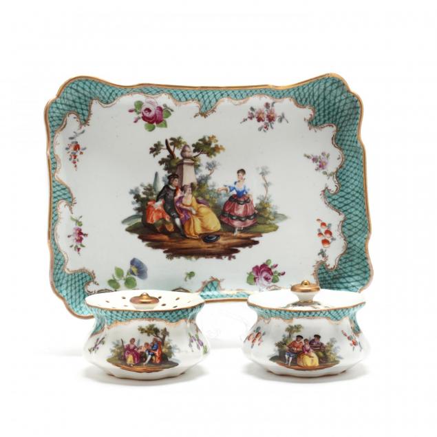 continental-porcelain-desk-set