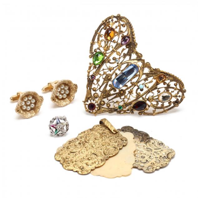 group-of-vintage-costume-jewelry