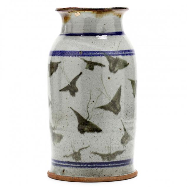jim-lala-howard-ny-pottery-vase