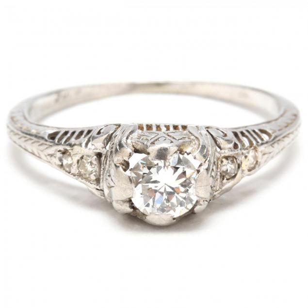 antique-platinum-and-diamond-ring