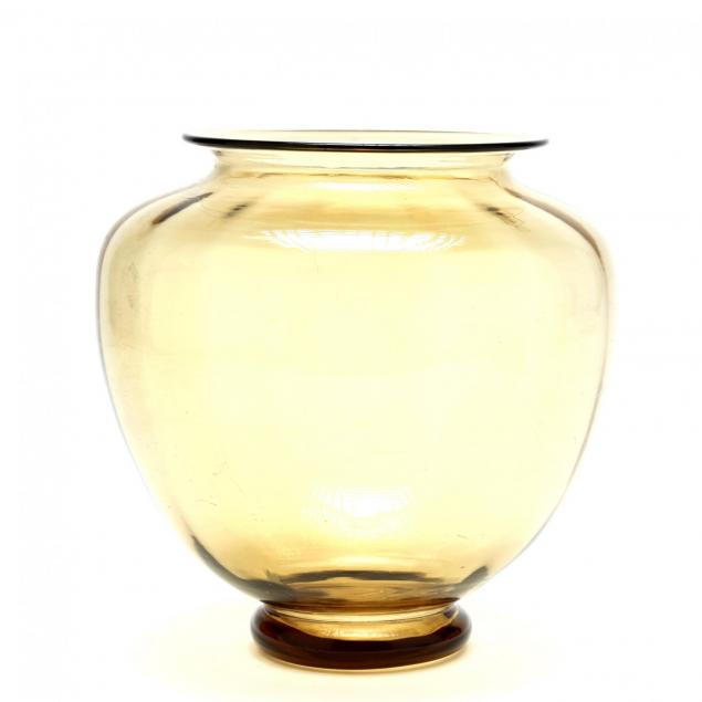 studio-art-glass-amber-vase-att-steuben