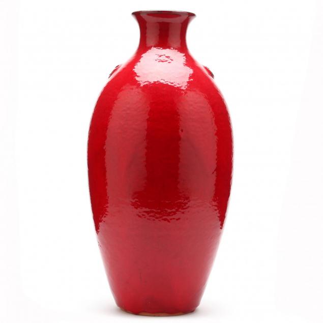 a-diminutive-floor-vase-ben-owen-iii