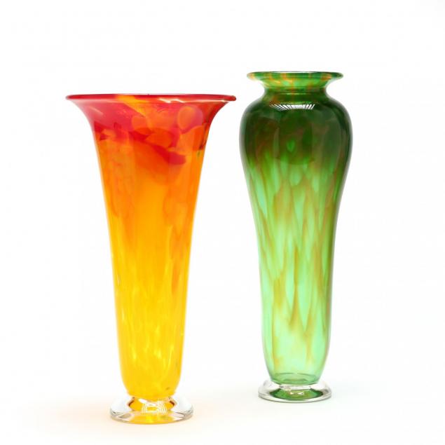 lisa-oakley-nc-two-art-glass-vases