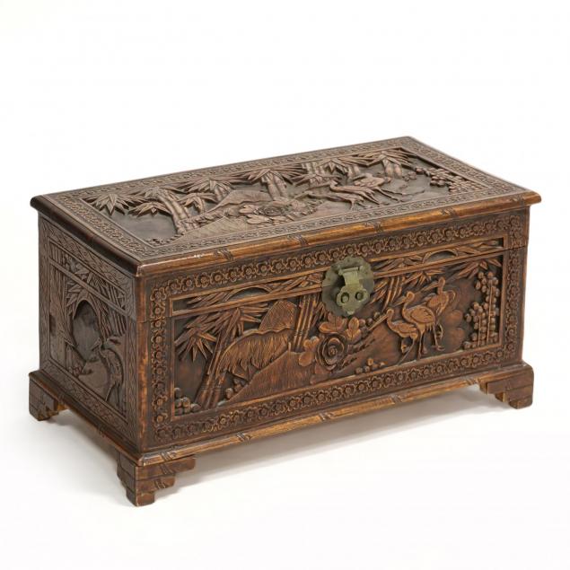 vintage-chinese-camphor-chest