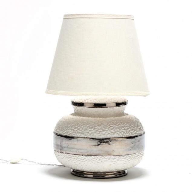 modernist-ceramic-table-lamp