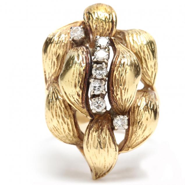 18kt-gold-and-diamond-ring