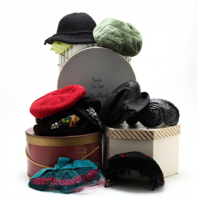 group-of-vintage-ladies-hats