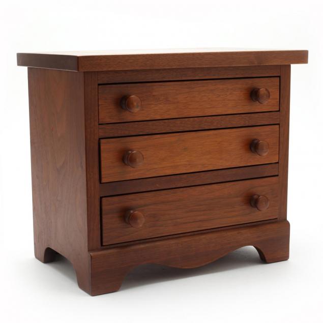 child-s-miniature-chest-of-drawers