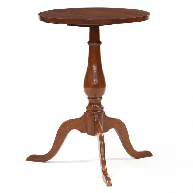 federal-style-candlestand
