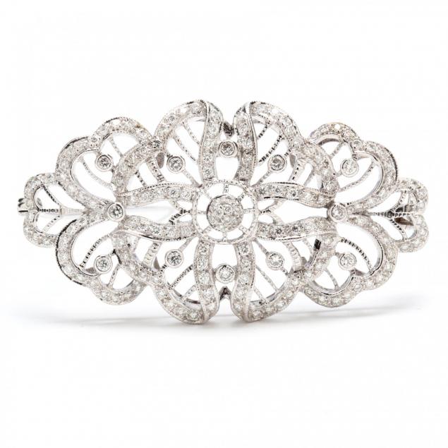 18kt-white-gold-and-diamond-brooch