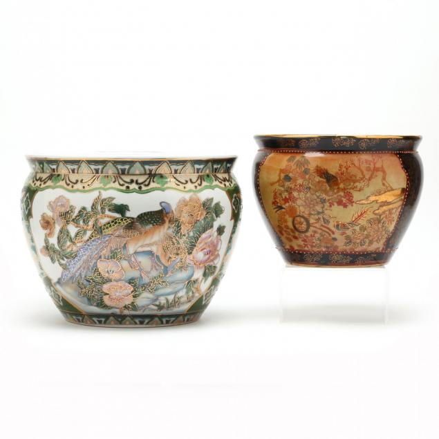 two-chinese-fish-bowls