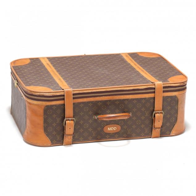 vintage-stratos-70-suitcase-the-french-company-for-louis-vuitton