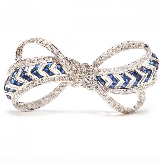 18kt-white-gold-and-sapphire-brooch