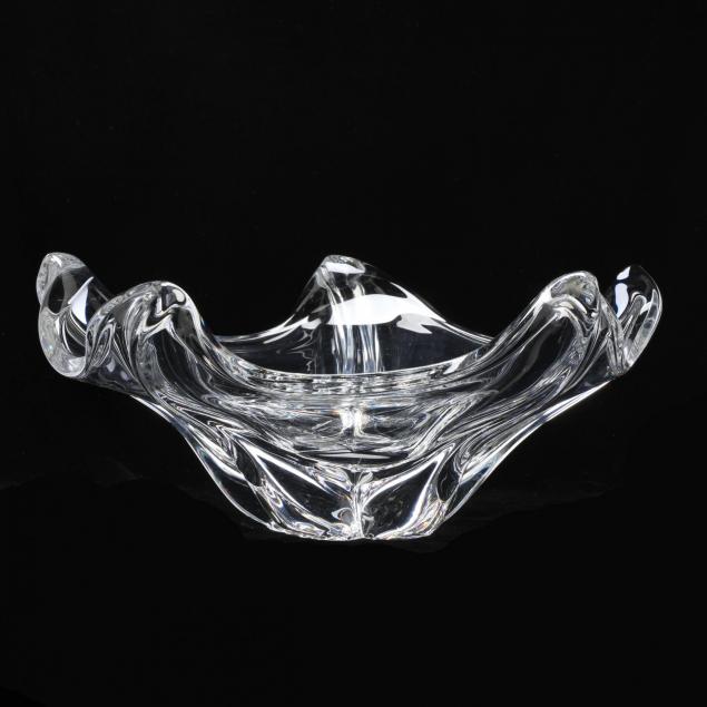 daum-modernist-crystal-center-bowl