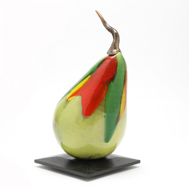 steven-forbes-de-soule-nc-raku-pottery-pear