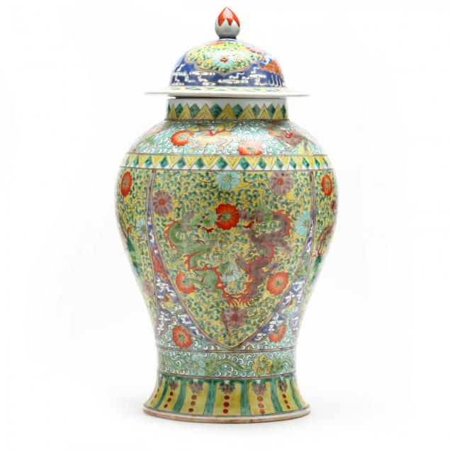 a-large-chinese-famille-verte-covered-jar