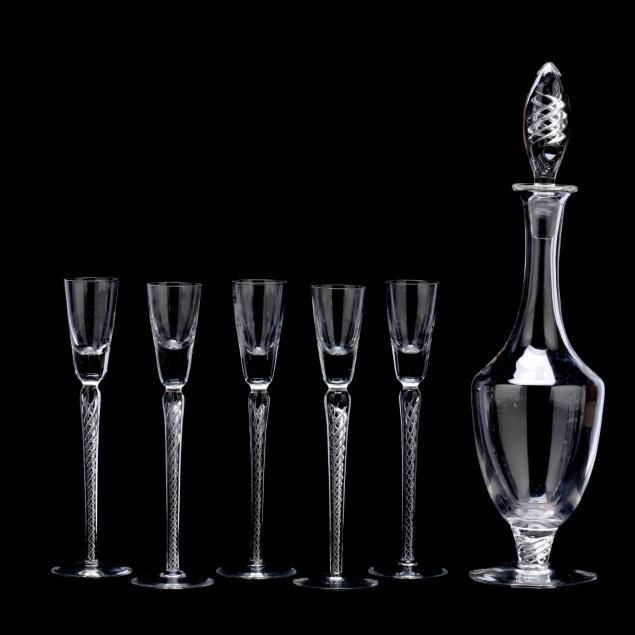 air-twist-decanter-and-stems