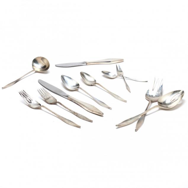 reed-barton-lark-sterling-silver-flatware-service