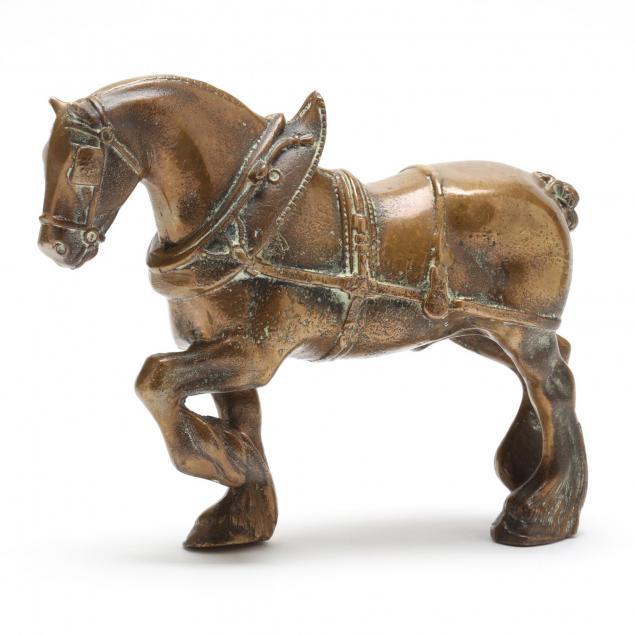bronze-sculpture-of-a-clydesdale
