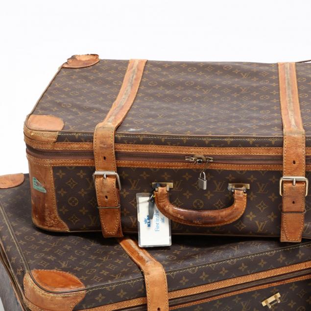 Lot - Louis Vuitton Vintage Soft Sided Travel Bag