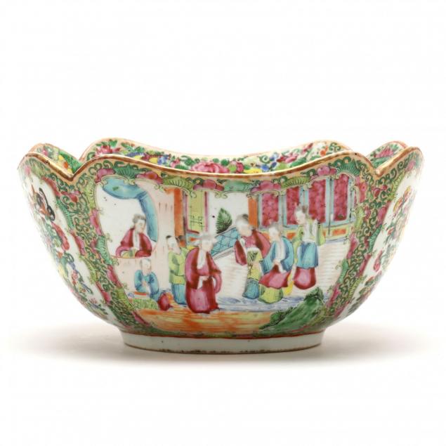 a-chinese-rose-medallion-bowl