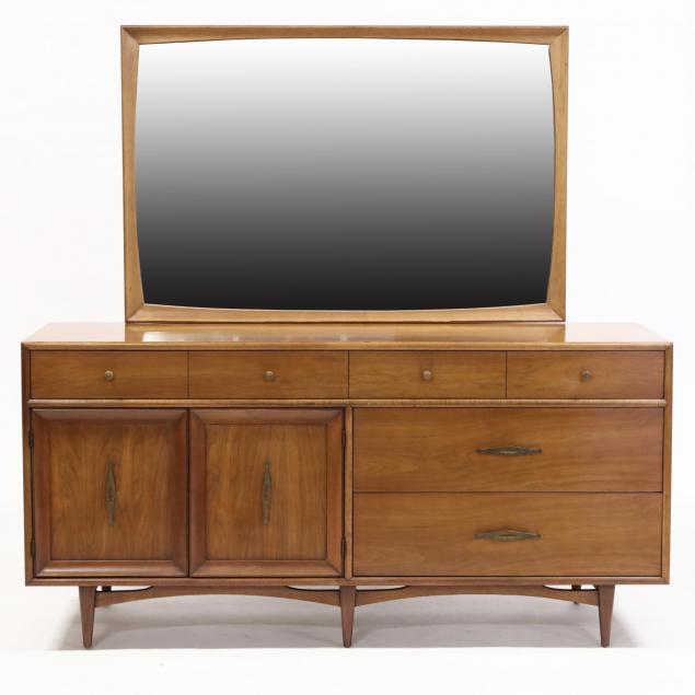 kent-coffey-sceptre-dresser