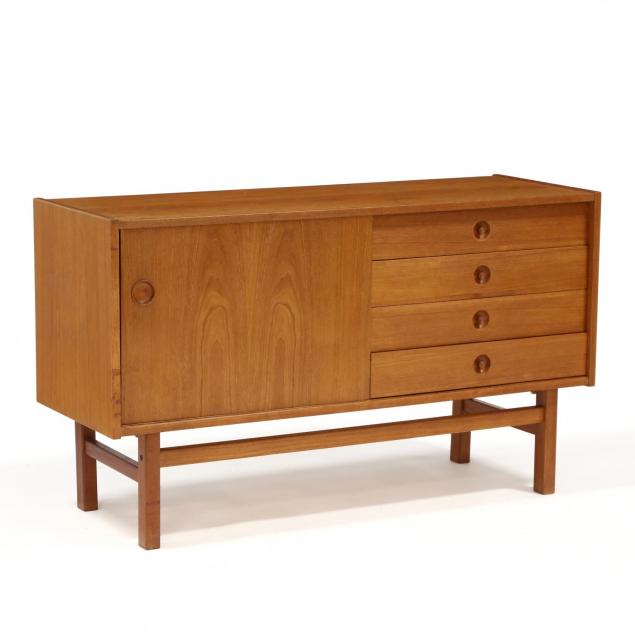 nils-jonsson-teak-sideboard