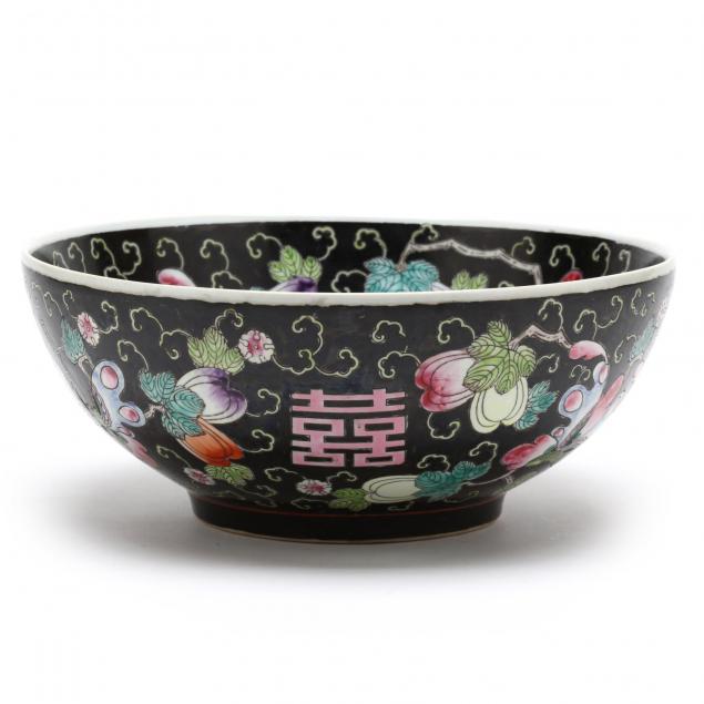 a-chinese-porcelain-famille-noir-center-bowl