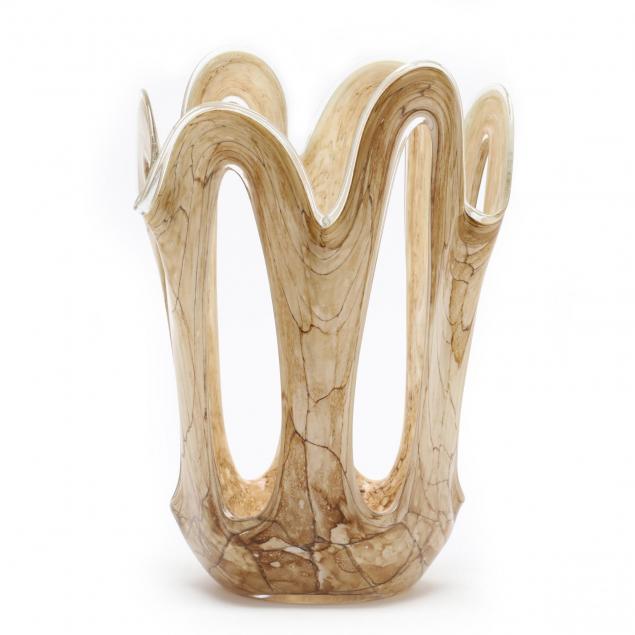 art-glass-sculptural-vase