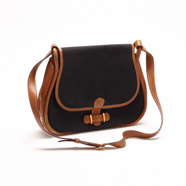 vintage-saddle-shoulder-bag-hermes