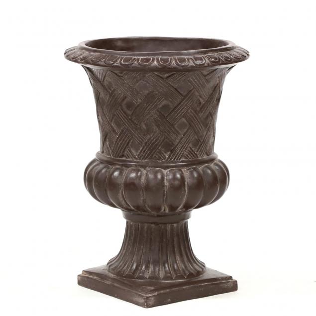 classical-style-garden-urn