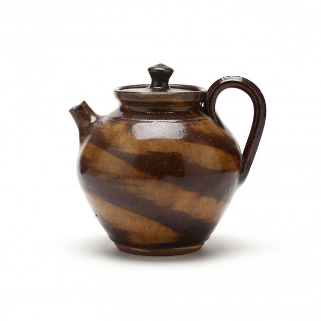 two-color-swirl-teapot-kim-ellington