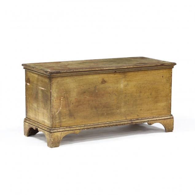 southern-paint-decorated-chippendale-blanket-chest