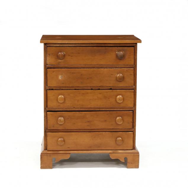 new-england-chippendale-chest-of-drawers