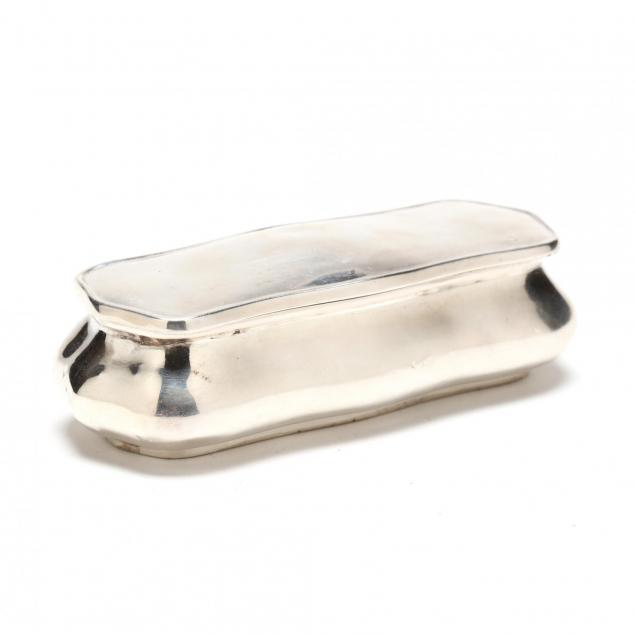 an-edwardian-silver-table-snuff-box