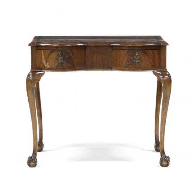 chippendale-style-dressing-table