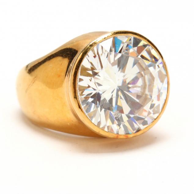 gold-and-diamond-simulant-ring