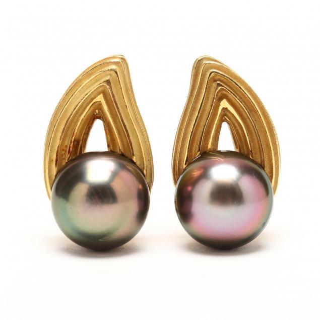 18kt-gold-ridged-open-paisley-tahitian-pearl-ear-clips-christopher-walling