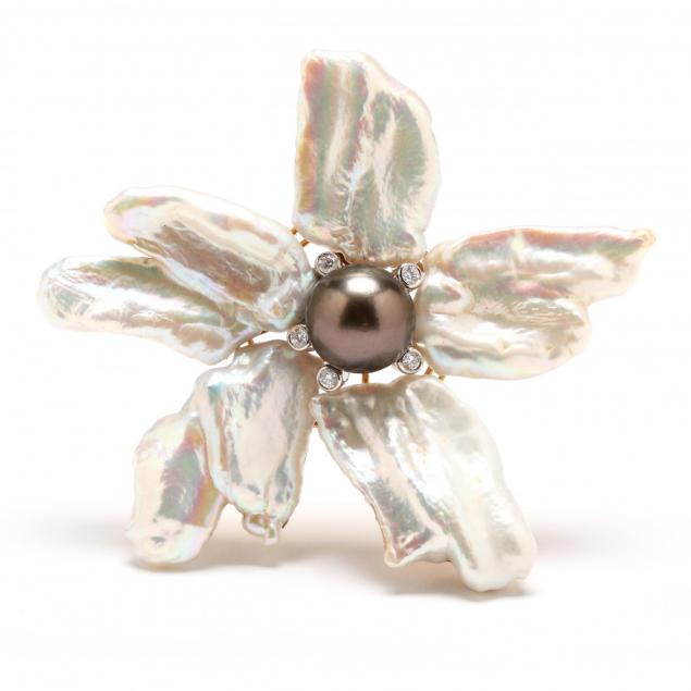 18kt-pearl-and-diamond-brooch-pendant-kai-yin-lo