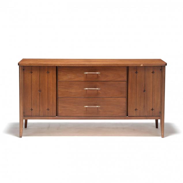 broyhill-premier-saga-mid-century-sideboard