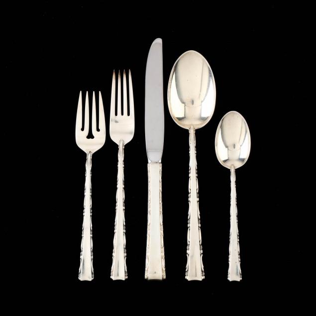 lunt-madrigal-sterling-silver-flatware-service