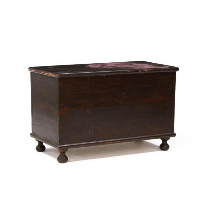 new-england-faux-grain-painted-blanket-chest