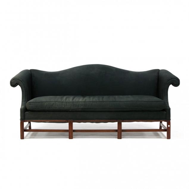 chippendale-style-sofa