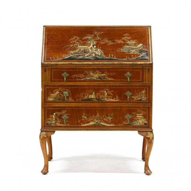 chinoiserie-decorated-writing-desk