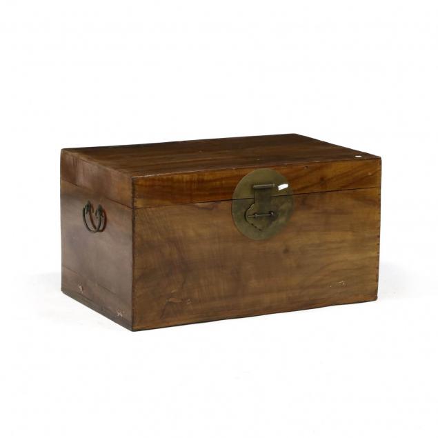 antique-chinese-camphor-wood-blanket-chest