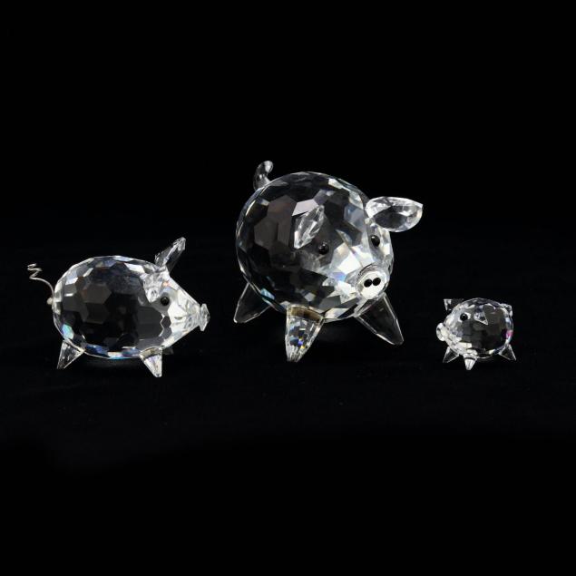 swarovski-three-crystal-pigs