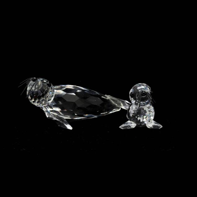 two-swarovski-crystal-seals