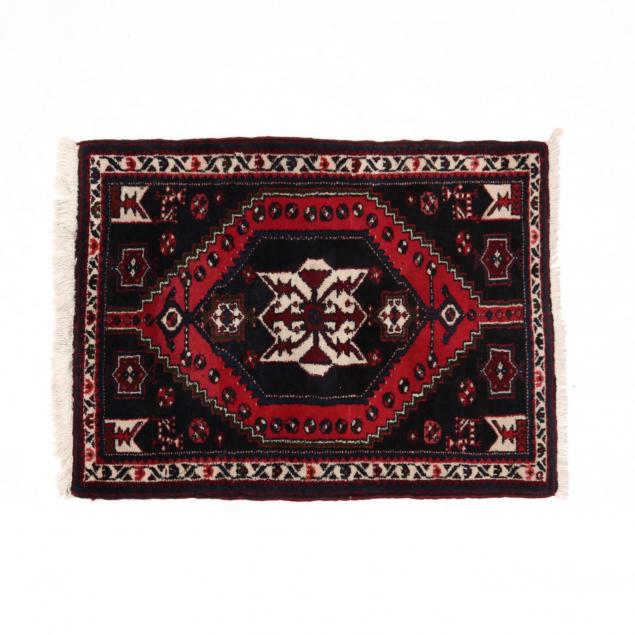 hamadan-area-rug