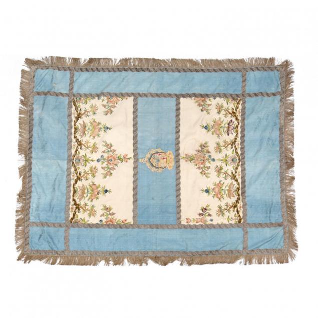 antique-embroidered-damask