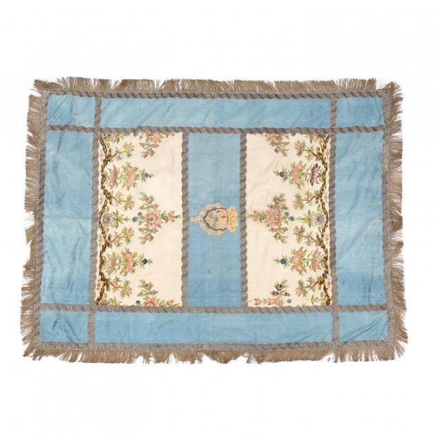 antique-embroidered-damask